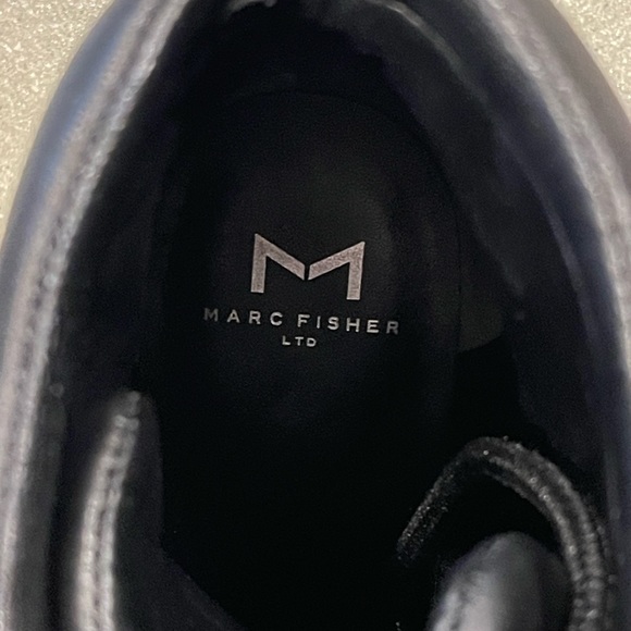 Marc Fisher Lanie Faux Leather Snakeskin Combat Boots Size 8 - Picture 5 of 10